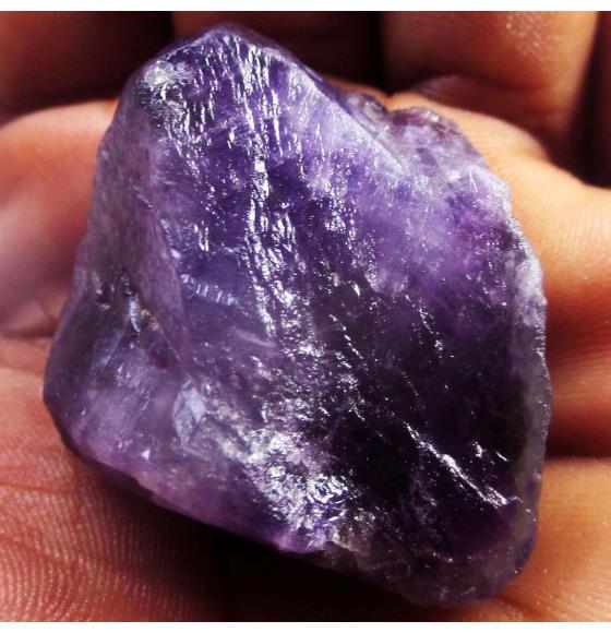 177Ct НАТУРАЛЬНЫЙ АМЕТИСТ БЕЗ ОГРАНКИ 48*30мм