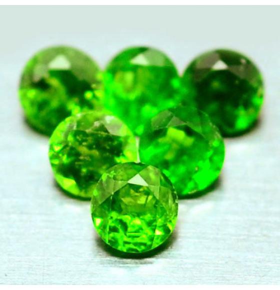 0.08Ct Натуральный хромдиопсид 2.5мм круг (цена за 1шт)