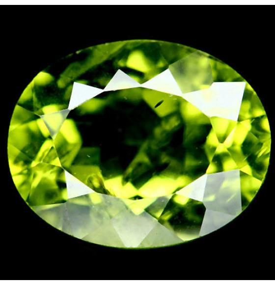 3.13Ct Натуральный перидот (хризолит) 8*10мм овал