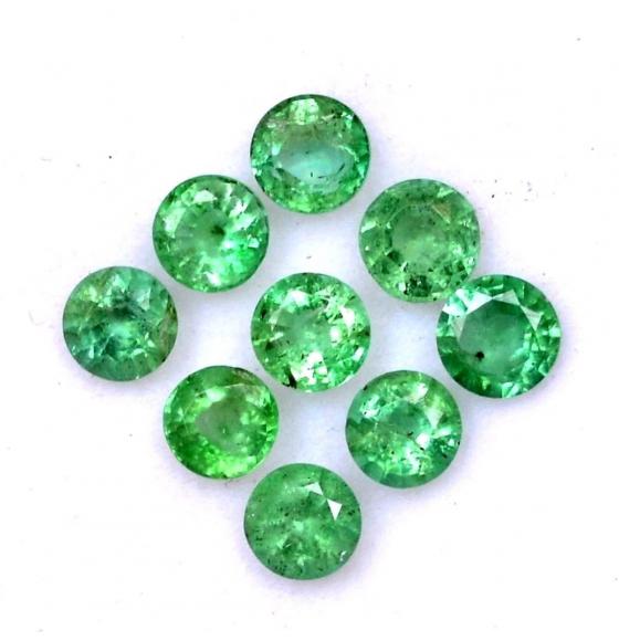 0.23Ct Натуральный камень изумруд 4мм круг (цена за 1шт)