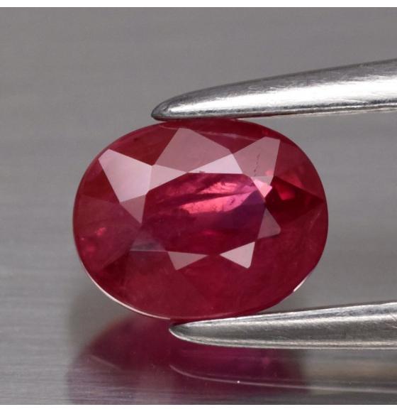 1.75Ct Натуральный рубин 8.3*6.7мм овал