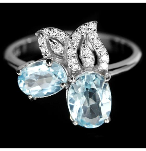 Серебряное кольцо с натуральными топазами Торио 17р