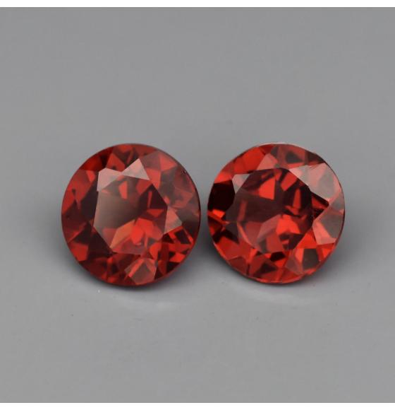 1.85Ct натуральный гранат 6мм (пара)