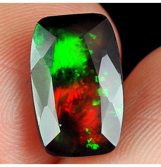 2.1Ct Черный опал Премиум Класса из Эфиопии 12*7мм (октагон)