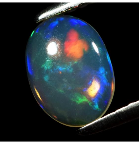 0.51Ct Натуральный радужный ОПАЛ 8*5.мм (овал кабошон)
