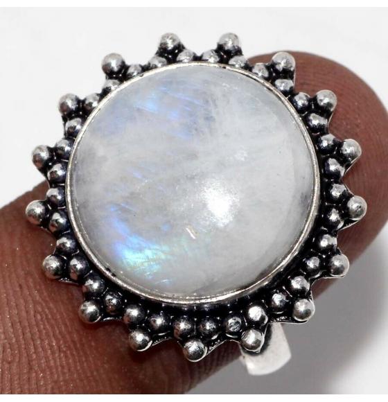 кольцо с натуральным лунным камнем