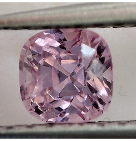 rose pink spinel