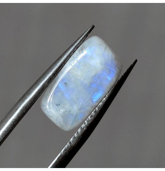 4.75Ct Натуральний місячний камінь (Адуляр) 13.5*7.3мм без огранки