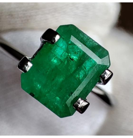 1.75Ct Крупный Натуральный изумруд 8.5*6.7мм октагон АА++ - Высокое качество. Доставка по Украине.