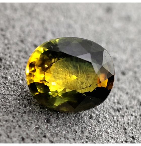 Exclusive! 0.45Ct Натуральний поліхромний сапфір 4.8*4мм (овал)