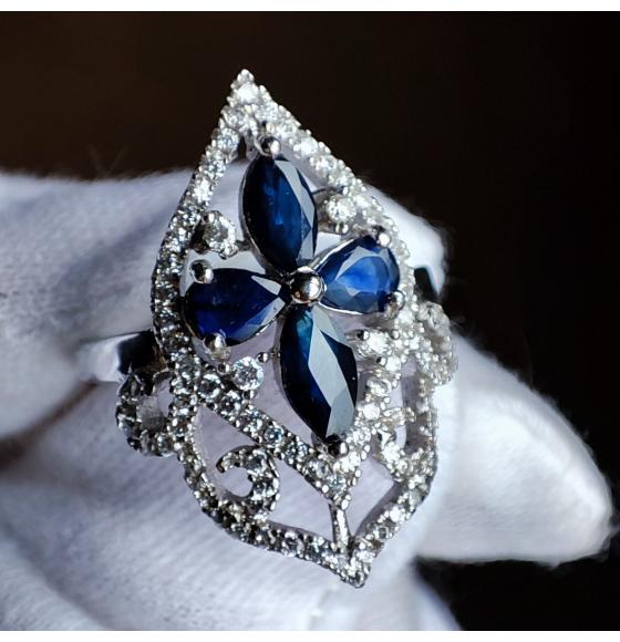 СЕРЕБРЯНОЕ КОЛЬЦО С САПФИРОМ НОЧЬ 17р