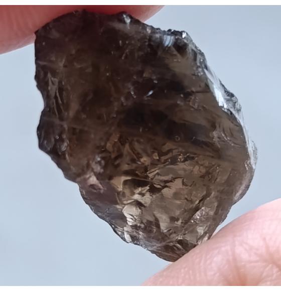 Раухтопаз без огранки 