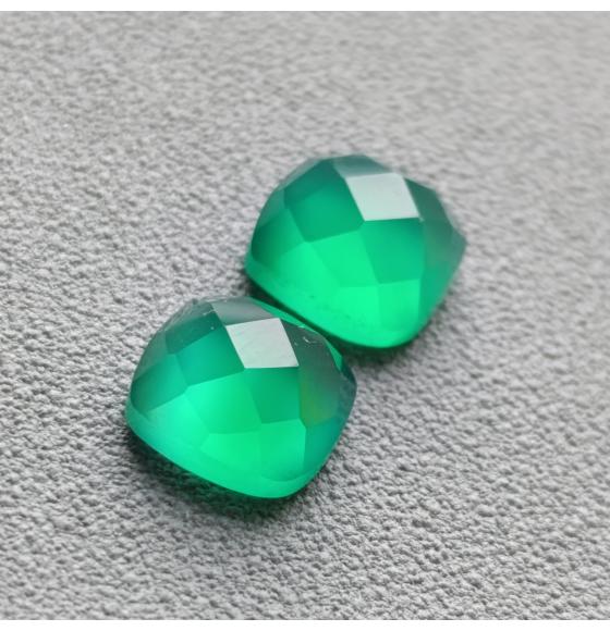 Пара зелених оніксів Зелені онікси 8*8мм