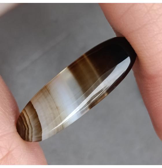 Агат черного цвета 11 карат