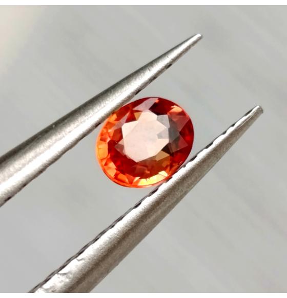 Помаранчевий сапфір