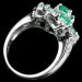 кольцо с зеленым авантюрином в форме цветка